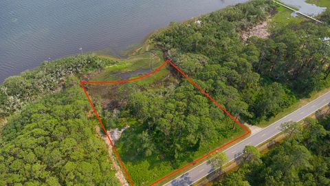 Photo of 2724 Hwy 98 E, Lanark Village, FL 32323 (MLS # 324655)