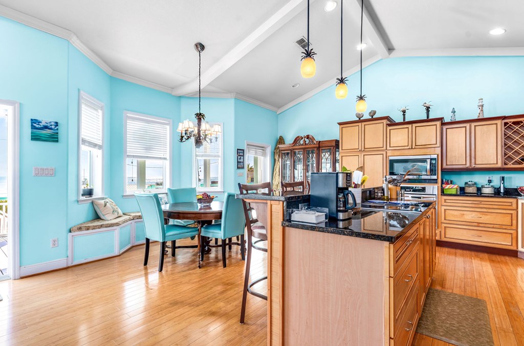 St. George Island, Florida, 32328, United States, 3 Bedrooms Bedrooms, ,2 BathroomsBathrooms,Residential,Active,2012639