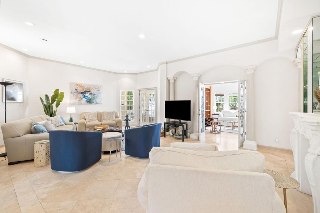 St. George Island, Florida, 32328, United States, 5 Bedrooms Bedrooms, ,5 BathroomsBathrooms,Residential,Active,2013133