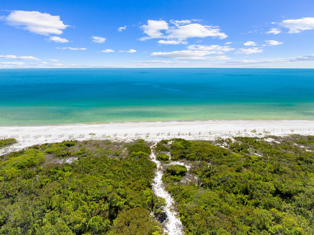 St. George Island, Florida, 32328, United States, 5 Bedrooms Bedrooms, ,5 BathroomsBathrooms,Residential,Active,2013133