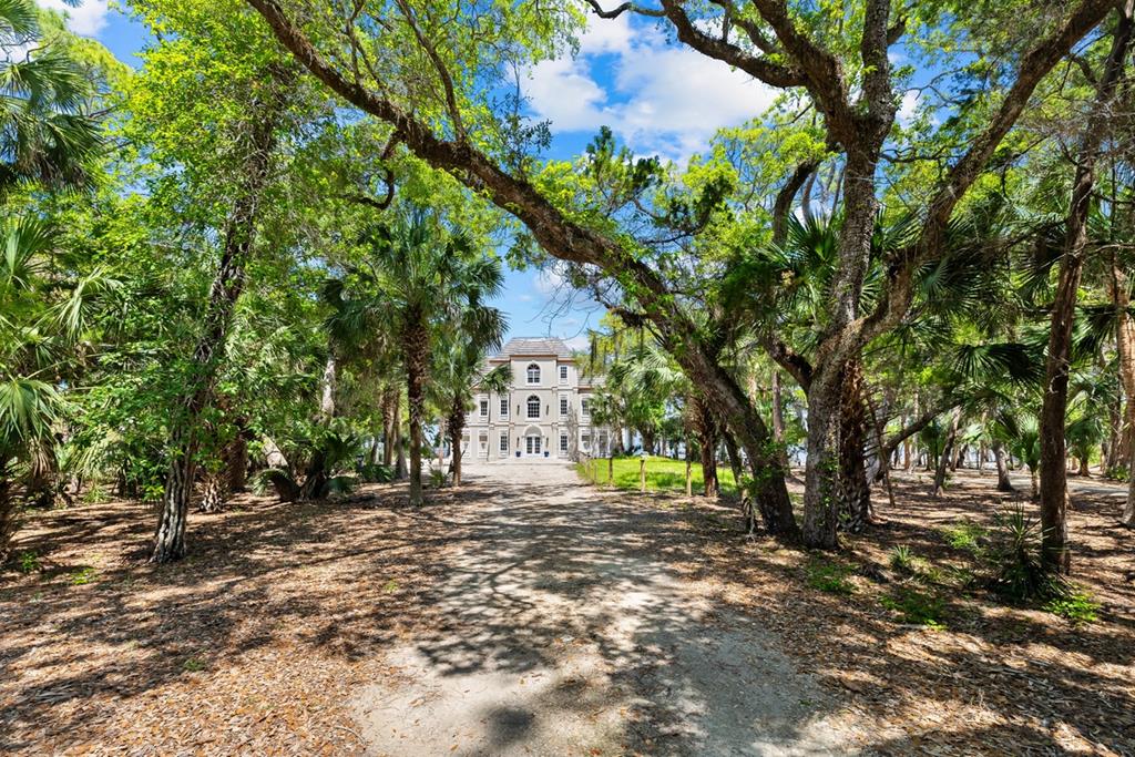 St. George Island, Florida, 32328, United States, 5 Bedrooms Bedrooms, ,5 BathroomsBathrooms,Residential,Active,2013133