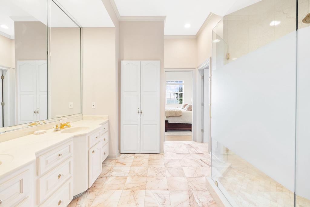 St. George Island, Florida, 32328, United States, 5 Bedrooms Bedrooms, ,5 BathroomsBathrooms,Residential,Active,2013133