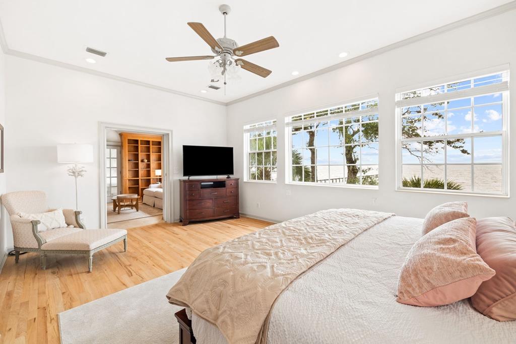 St. George Island, Florida, 32328, United States, 5 Bedrooms Bedrooms, ,5 BathroomsBathrooms,Residential,Active,2013133