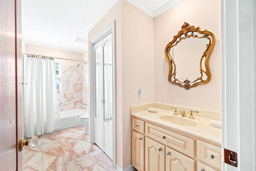 St. George Island, Florida, 32328, United States, 5 Bedrooms Bedrooms, ,5 BathroomsBathrooms,Residential,Active,2013133