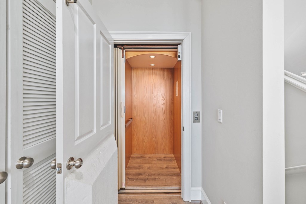 St. George Island, Florida 32328, United States, 5 Bedrooms Bedrooms, ,6 BathroomsBathrooms,Residential,Active,2015