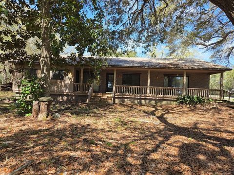 Photo of 112 Hinton St, Carrabelle, FL 32322 (MLS # 327797)