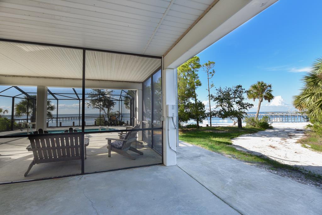 St. George Island, Florida, 32328, United States, 5 Bedrooms Bedrooms, ,6 BathroomsBathrooms,Residential,Active,2013136