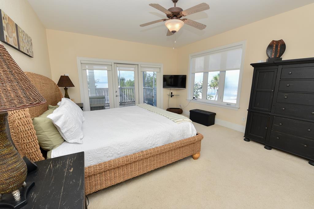 St. George Island, Florida, 32328, United States, 5 Bedrooms Bedrooms, ,6 BathroomsBathrooms,Residential,Active,2013136