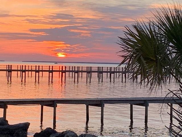 St. George Island, Florida, 32328, United States, 5 Bedrooms Bedrooms, ,6 BathroomsBathrooms,Residential,Active,2013136