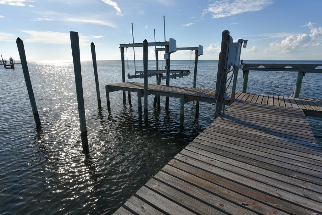 St. George Island, Florida, 32328, United States, 5 Bedrooms Bedrooms, ,6 BathroomsBathrooms,Residential,Active,2013136