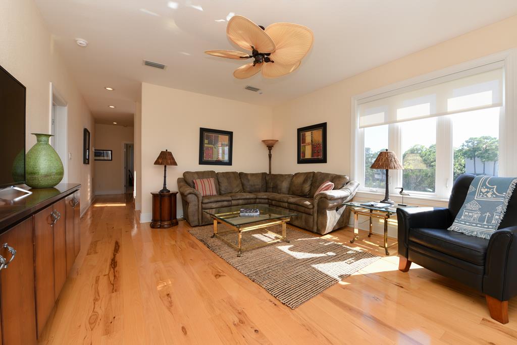 St. George Island, Florida, 32328, United States, 5 Bedrooms Bedrooms, ,6 BathroomsBathrooms,Residential,Active,2013136