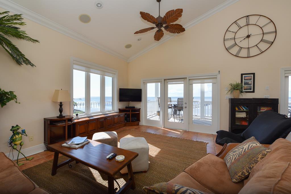 St. George Island, Florida, 32328, United States, 5 Bedrooms Bedrooms, ,6 BathroomsBathrooms,Residential,Active,2013136