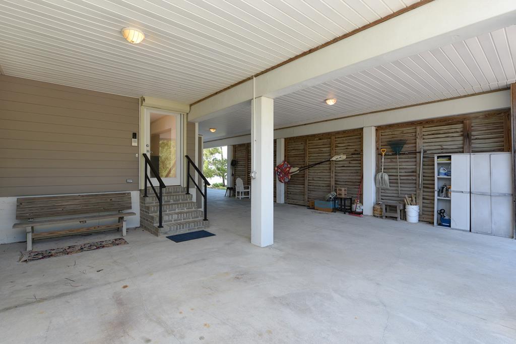 St. George Island, Florida, 32328, United States, 5 Bedrooms Bedrooms, ,6 BathroomsBathrooms,Residential,Active,2013136