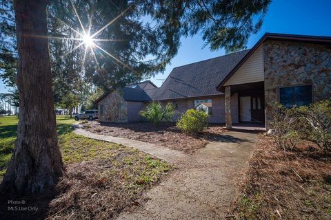 Photo of 103 Sunset Cir, Port Saint Joe, FL 32456 (MLS # 320170)