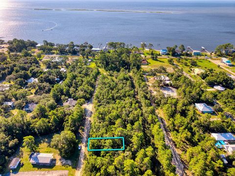 Photo of 150 Kansas St, Lanark Village, FL 32323 (MLS # 323995)