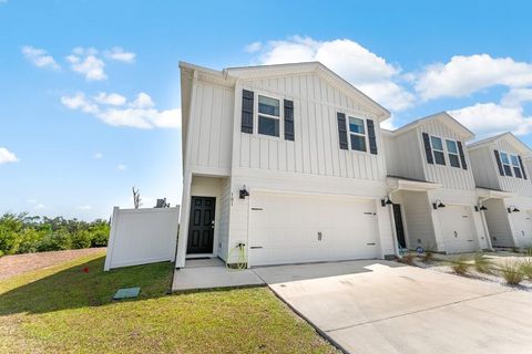 Photo of 301 Salt Creek Ln, Mexico Beach, FL 32456 (MLS # 324043)