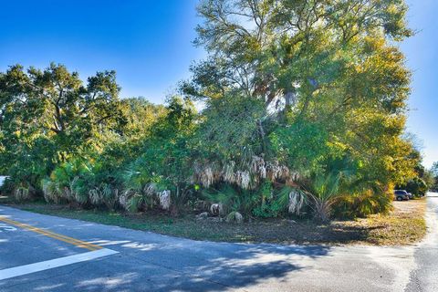 Photo of 58 Ave H, Apalachicola, FL 32320 (MLS # 326480)
