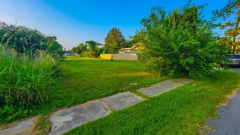 Photo of Lot 15 Ave C, Port Saint Joe, FL 32456 (MLS # 322147)