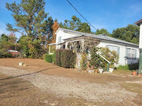 Photo of 15817 SE Cr 69, Blountstown, FL 32424 (MLS # 324587)