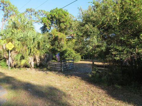 Photo of 2632 Oak St, Carrabelle, FL 32322 (MLS # 324230)