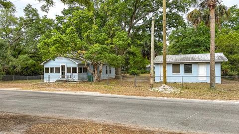 Photo of 250 Clark Dr, Panacea, FL 32346 (MLS # 328196)