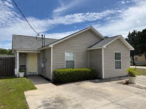 Photo of 740/742 Jones Homestead Rd, Port Saint Joe, FL 32456 (MLS # 328010)