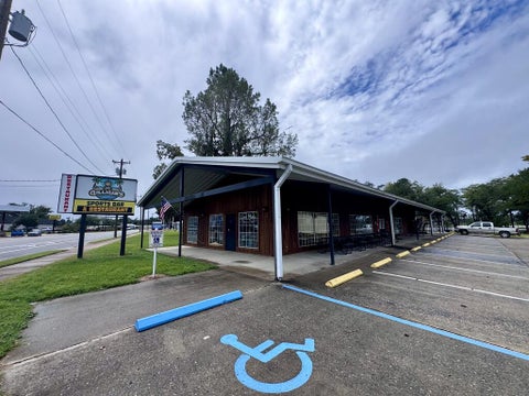 Photo of 237 Hwy 71 N, Wewahitchka, FL 32465 (MLS # 329720)