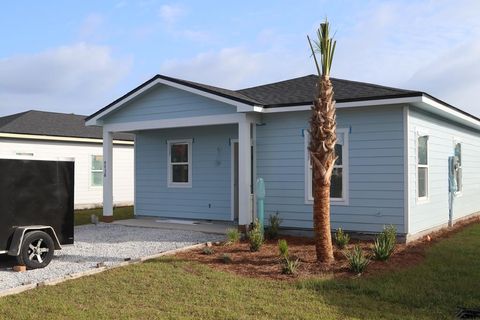 Photo of 9436 Starfish Ave, Port Saint Joe, FL 32456 (MLS # 328306)