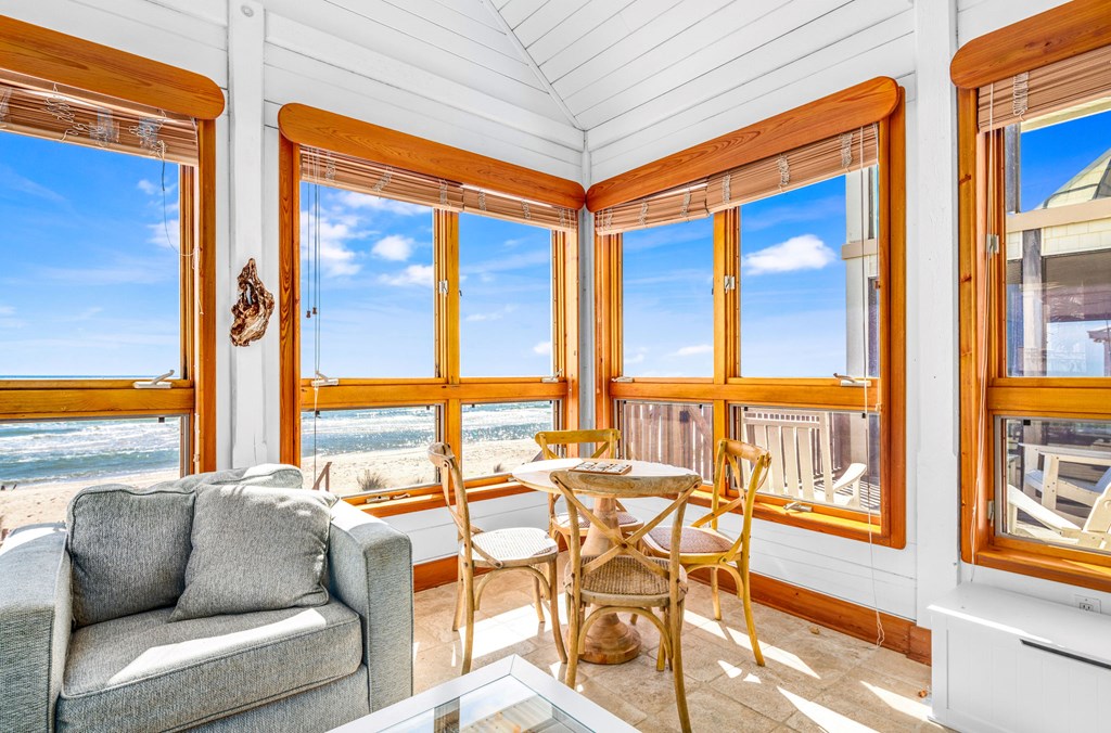 St. George Island, Florida, 32328, United States, 5 Bedrooms Bedrooms, ,5 BathroomsBathrooms,Residential,Active,2012440