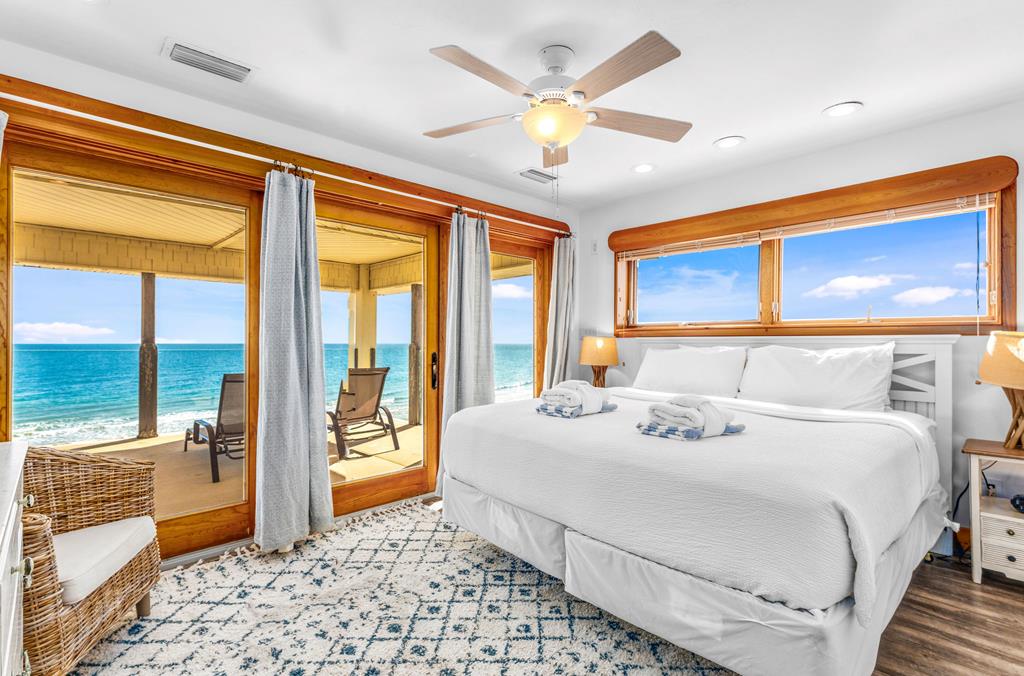 St. George Island, Florida, 32328, United States, 5 Bedrooms Bedrooms, ,5 BathroomsBathrooms,Residential,Active,2012440