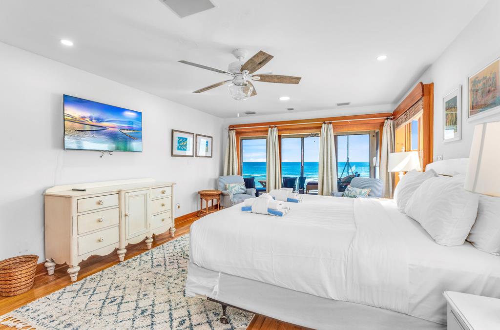 St. George Island, Florida, 32328, United States, 5 Bedrooms Bedrooms, ,5 BathroomsBathrooms,Residential,Active,2012440