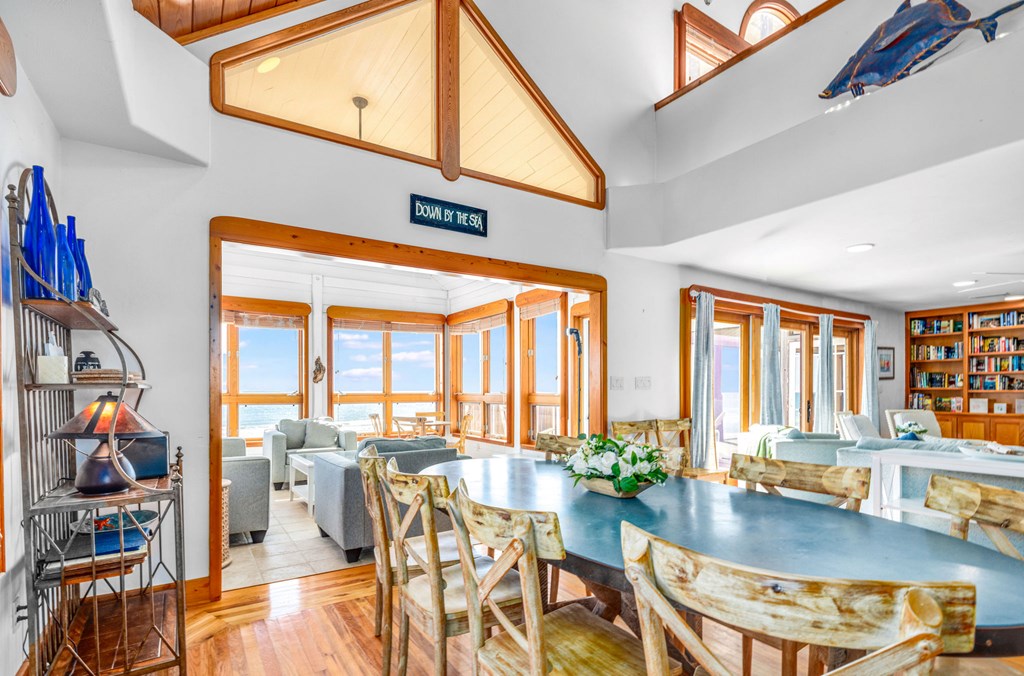 St. George Island, Florida, 32328, United States, 5 Bedrooms Bedrooms, ,5 BathroomsBathrooms,Residential,Active,2012440