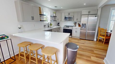 Photo of 1610 Long Ave, Port Saint Joe, FL 32456 (MLS # 324523)