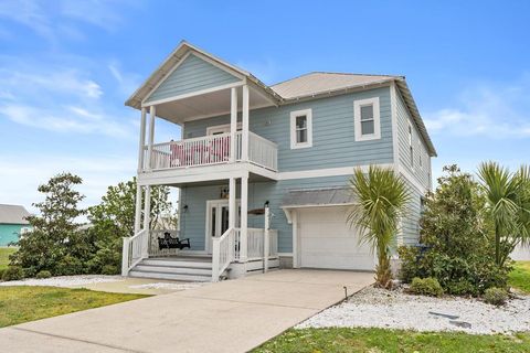 Photo of 156 Ocean Plantation Cir, Mexico Beach, FL 32456 (MLS # 328127)