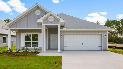 Photo of 698 Norris Dr, Port Saint Joe, FL 32456 (MLS # 322626)