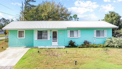 Photo of 2808 Garrison Ave, Port Saint Joe, FL 32456 (MLS # 325184)