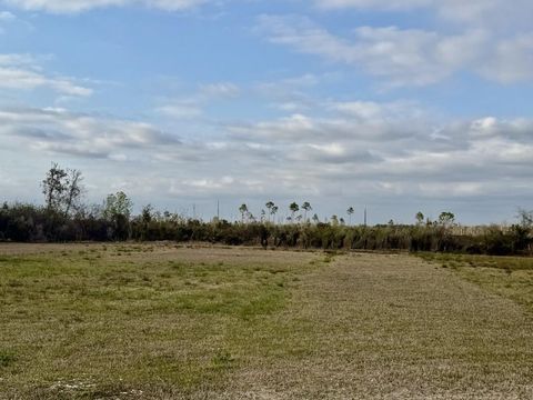 Photo of 1 Bailey Ln, Mexico Beach, FL 32456 (MLS # 327838)