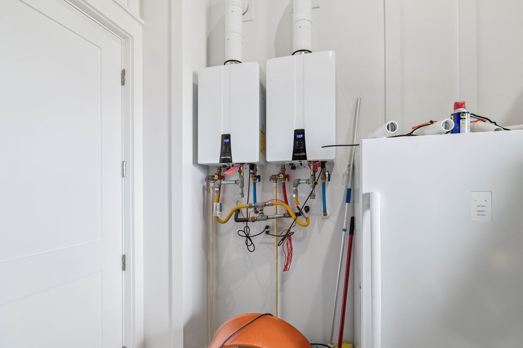 St. George Island, Florida, 32328, United States, 5 Bedrooms Bedrooms, ,6 BathroomsBathrooms,Residential,Active,1943705