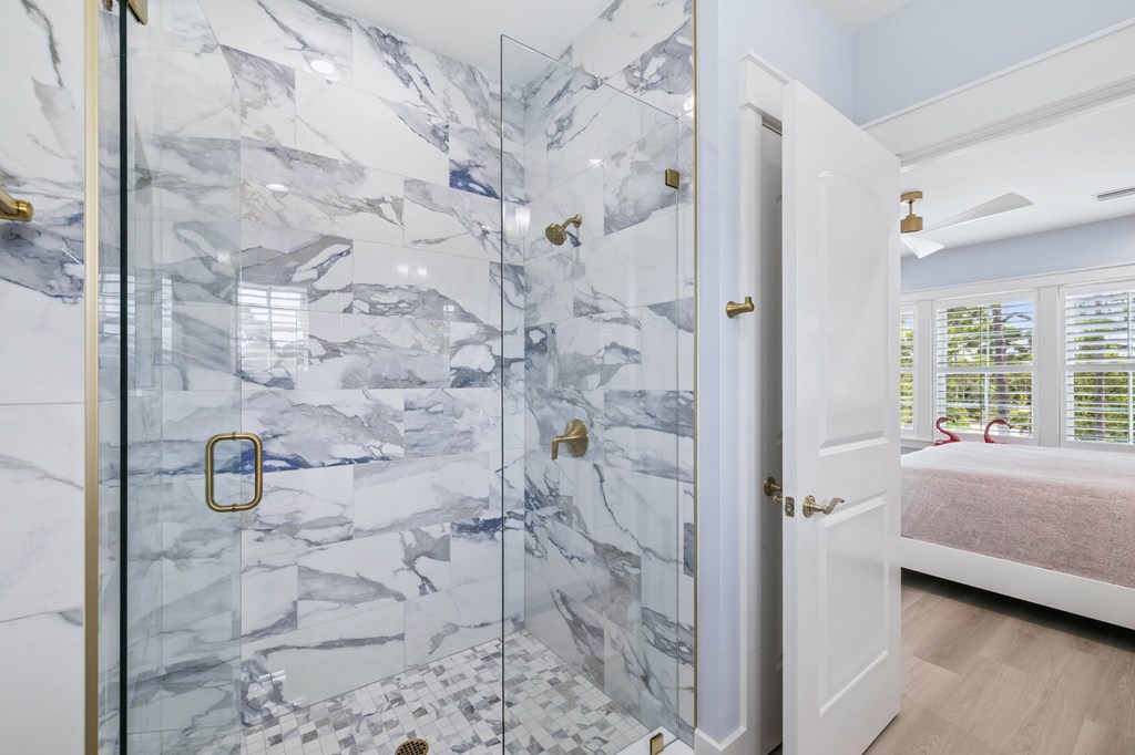 St. George Island, Florida, 32328, United States, 5 Bedrooms Bedrooms, ,6 BathroomsBathrooms,Residential,Active,1943705