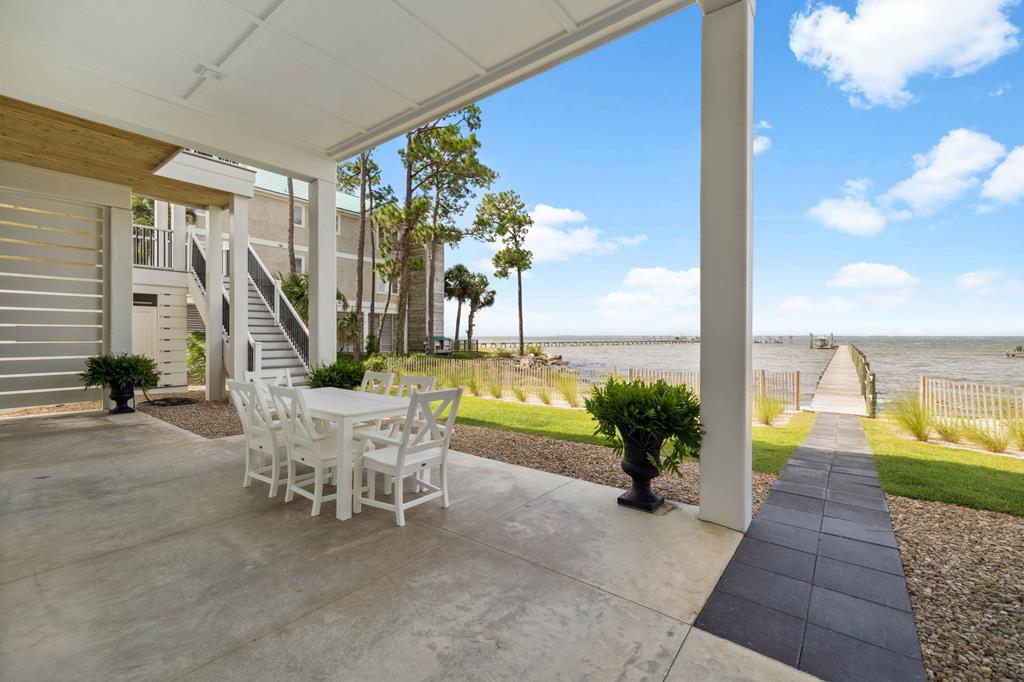 St. George Island, Florida, 32328, United States, 5 Bedrooms Bedrooms, ,6 BathroomsBathrooms,Residential,Active,1943705