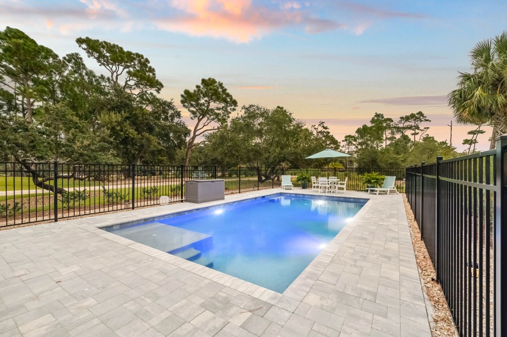 St. George Island, Florida, 32328, United States, 5 Bedrooms Bedrooms, ,6 BathroomsBathrooms,Residential,Active,1943705