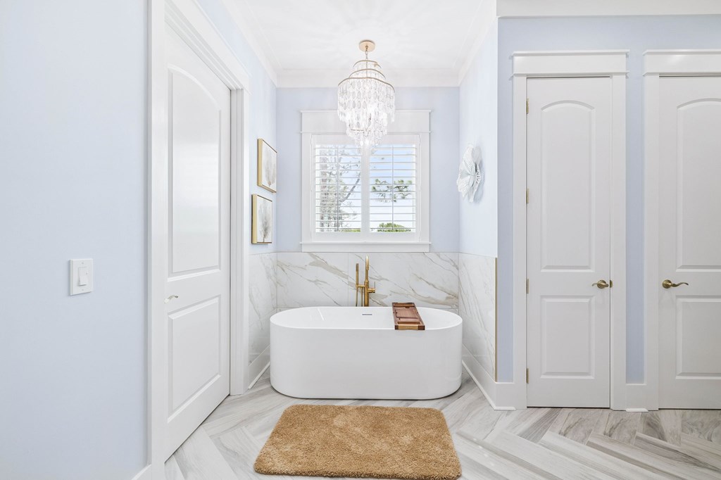 St. George Island, Florida, 32328, United States, 5 Bedrooms Bedrooms, ,6 BathroomsBathrooms,Residential,Active,1943705