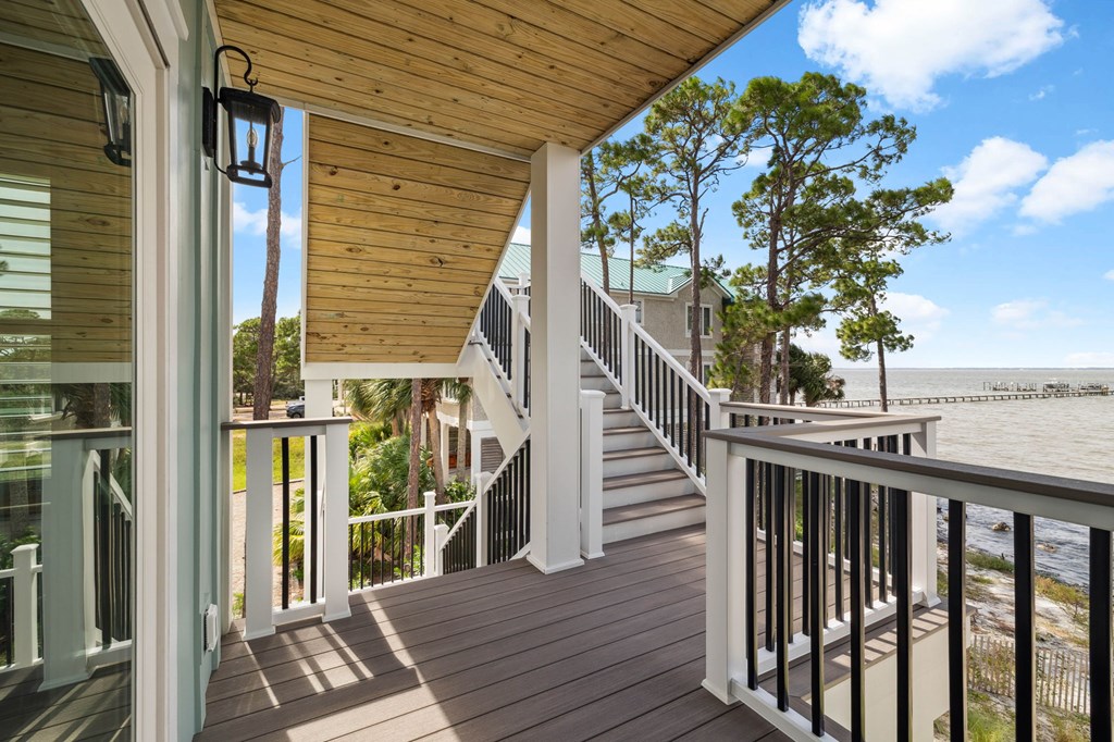 St. George Island, Florida, 32328, United States, 5 Bedrooms Bedrooms, ,6 BathroomsBathrooms,Residential,Active,1943705