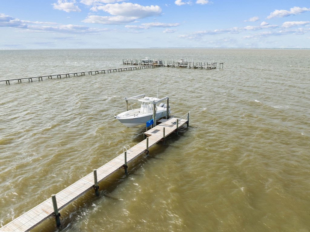 St. George Island, Florida, 32328, United States, 5 Bedrooms Bedrooms, ,6 BathroomsBathrooms,Residential,Active,1943705