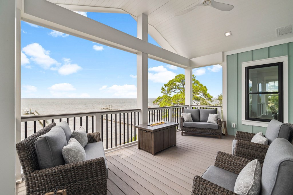 St. George Island, Florida, 32328, United States, 5 Bedrooms Bedrooms, ,6 BathroomsBathrooms,Residential,Active,1943705