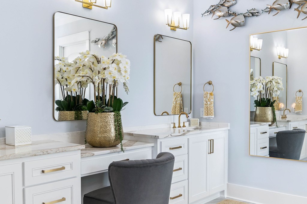 St. George Island, Florida, 32328, United States, 5 Bedrooms Bedrooms, ,6 BathroomsBathrooms,Residential,Active,1943705