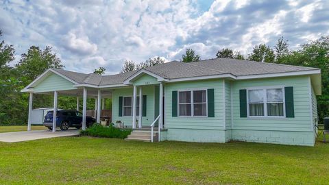 Photo of 7089 Jasper Lee Rd, Wewahitchka, FL 32465 (MLS # 327871)