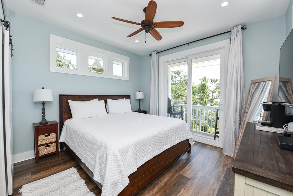 Eastpoint, Florida, 32328, United States, 4 Bedrooms Bedrooms, ,3 BathroomsBathrooms,Residential,Active,2013135