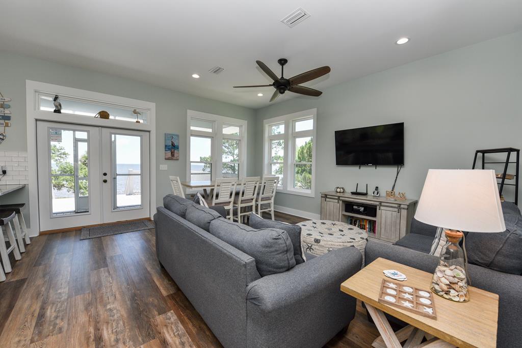 Eastpoint, Florida, 32328, United States, 4 Bedrooms Bedrooms, ,3 BathroomsBathrooms,Residential,Active,2013135