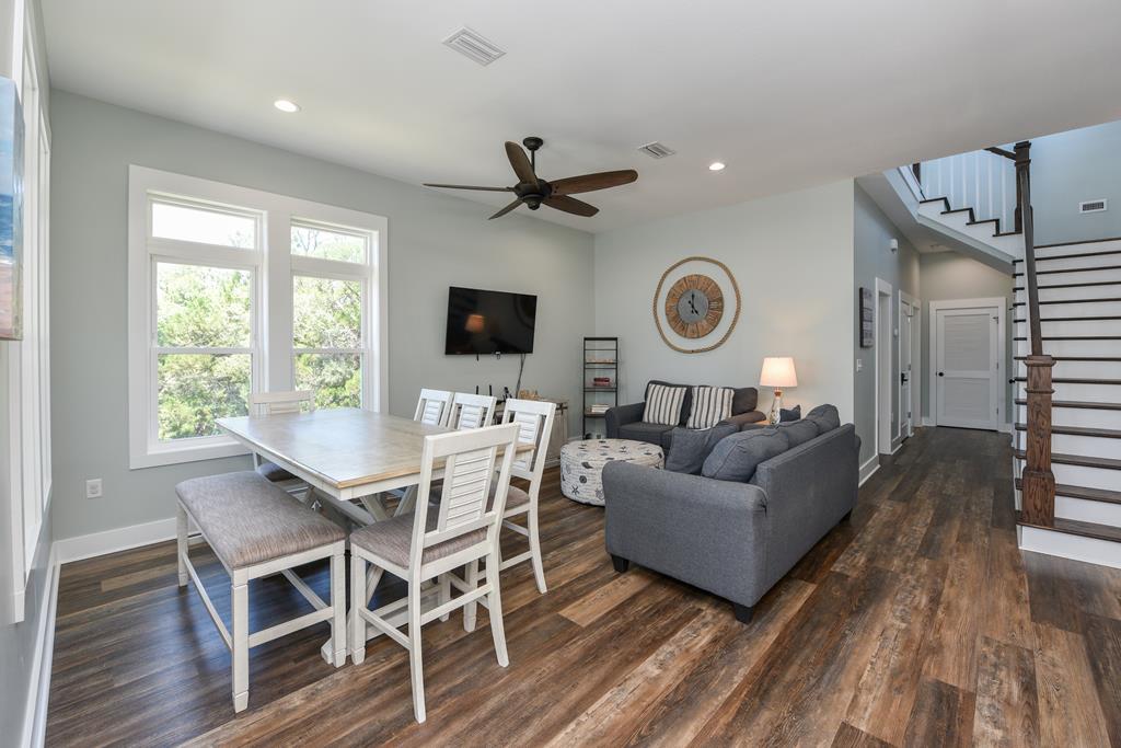 Eastpoint, Florida, 32328, United States, 4 Bedrooms Bedrooms, ,3 BathroomsBathrooms,Residential,Active,2013135